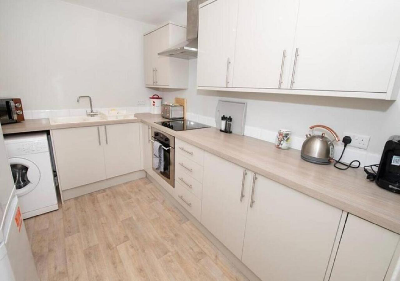 Pelican-Stylish 2-Bed Apartment Close To Beach & Town 斯卡伯勒 外观 照片
